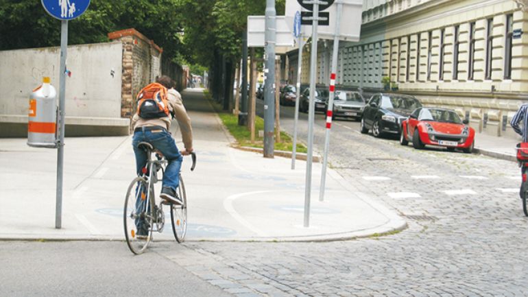 Kreuzungsbereich Lampigasse - Scherzergasse