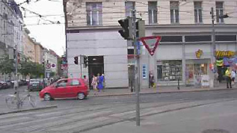 Kreuzung Josef-Matthias-Hauer-Platz - Josefstädter Straße