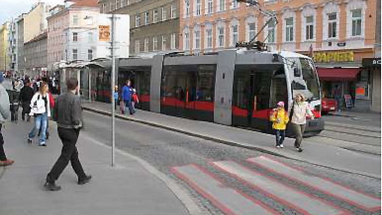 Kreuzungsbereich Quellenstraße - Gellertplatz