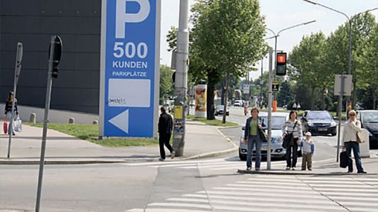 copyright: AUVA Kreuzungsbereich Anton-Baumgartner-Straße - Wohnparkstraße