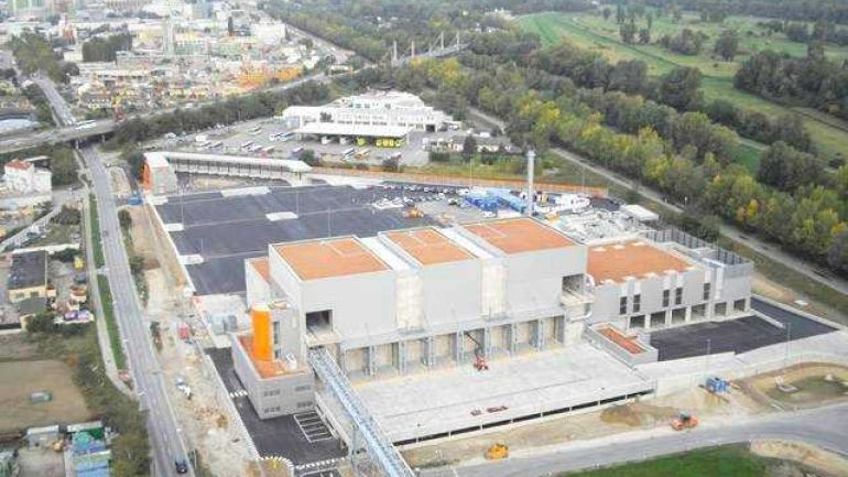 Müllverbrennungsanlage und Altstofflogistikzentrum Pfaffenau aus der Vogelperspektive