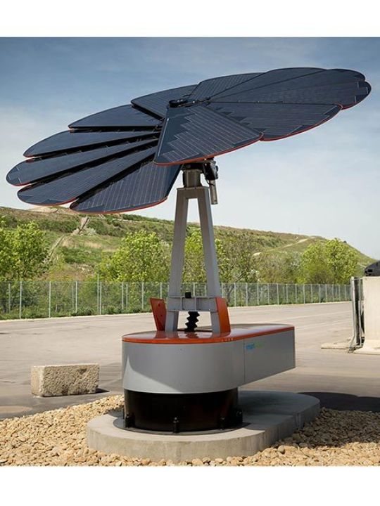 Solarblume auf der Deponie