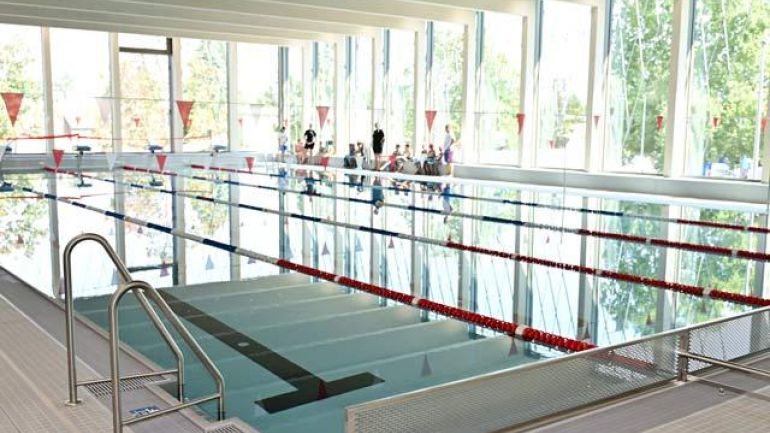 copyright: Stadt Wien / Christian Jobst Schwimmbecken im Hallenbad mit Schwimmbahnen