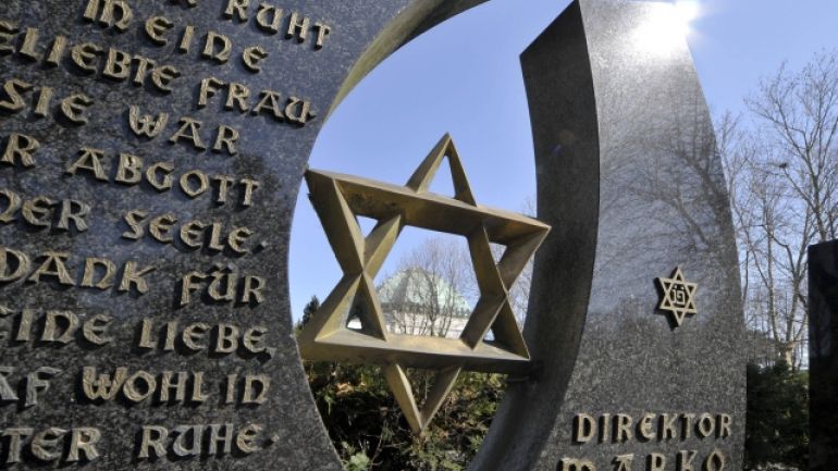 Grabstein auf dem Wiener Zentralfriedhof