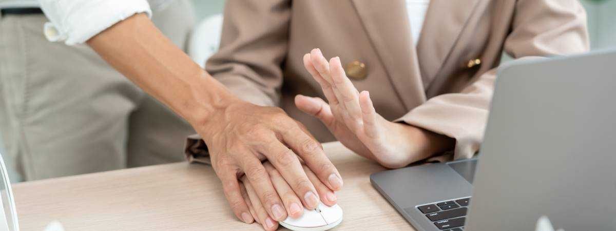 copyright: iStock Frauenhand auf einer Computermaus und eine Männerhand auf der Frauenhand; die 2. Frauenhand signalisiert "Stopp"