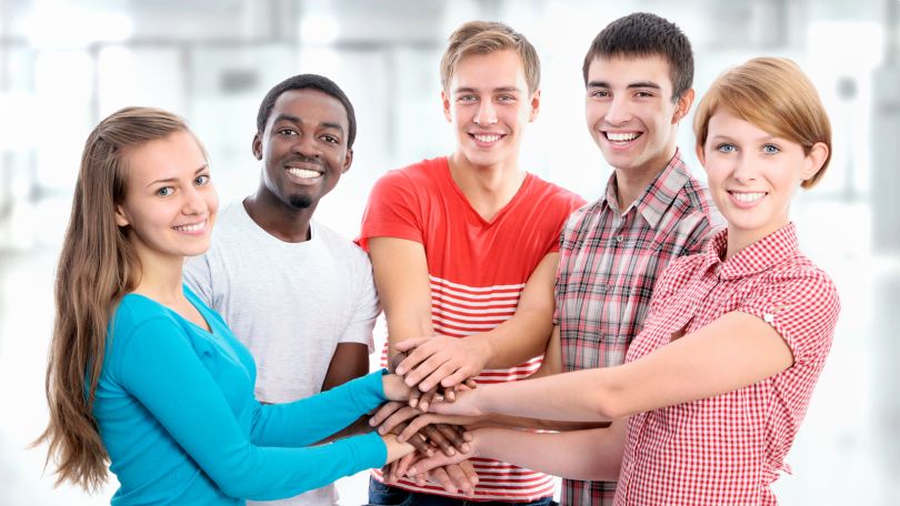 copyright: ENIC NARIC AUSTRIA group of young people stacking their hands