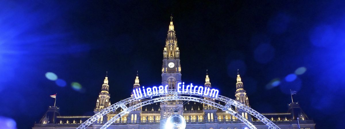 copyright: Stadt Wien/Christian Jobst Ice rink in front of Vienna City Hall