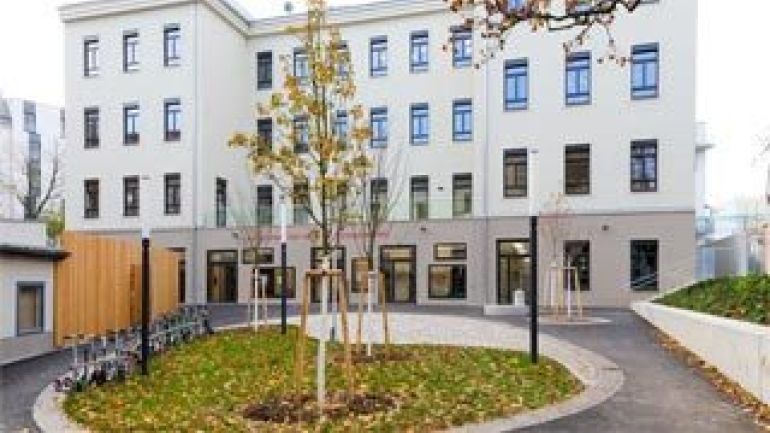 Generalsanierung der Schule im Park in der Währinger Straße 43 im Zuge des Schulsanierungspakets.
