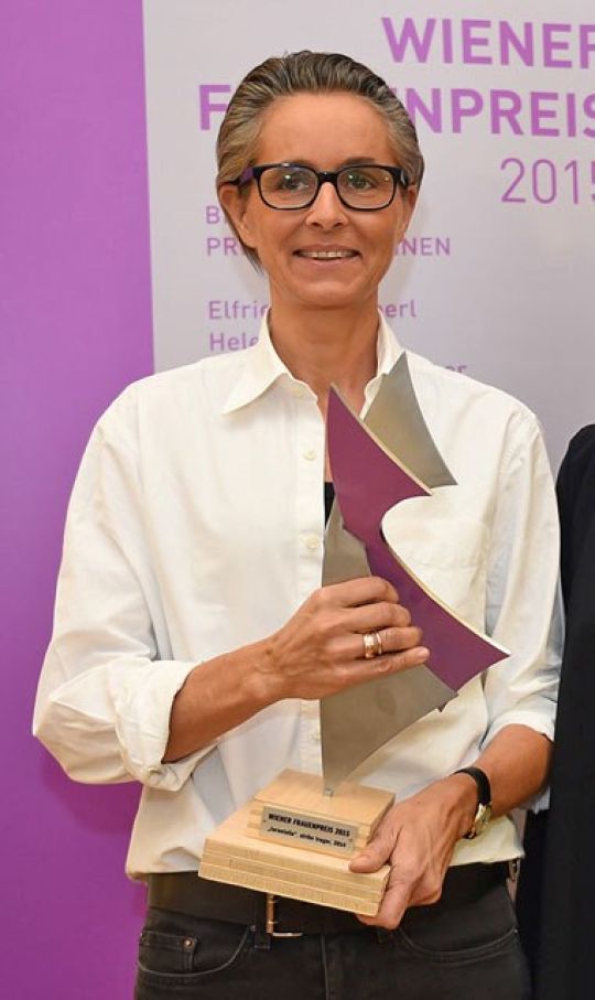 Christine Scholten mit dem Frauenpreis 2015