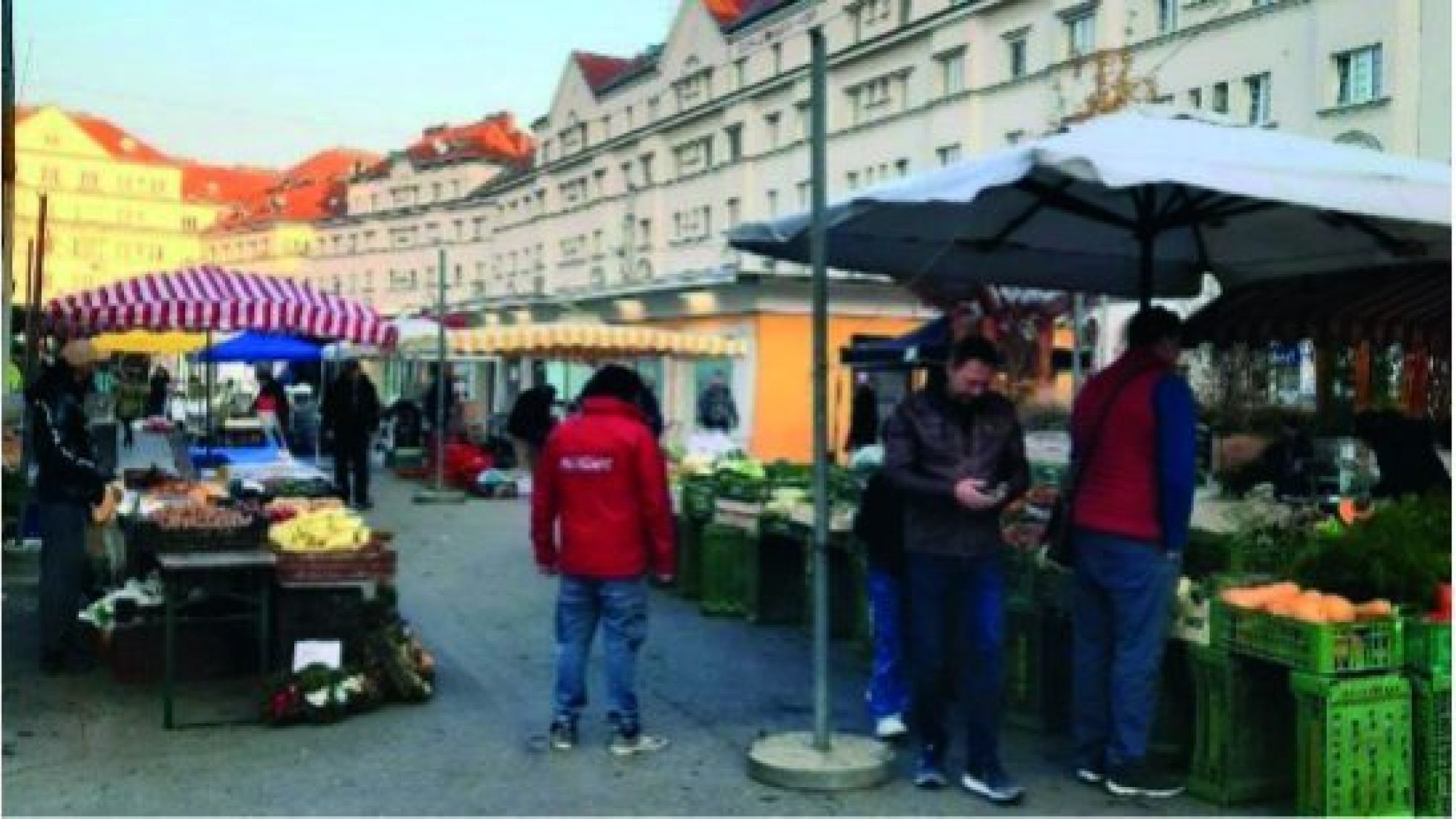 Marktstände am Floridsdorfer Markt