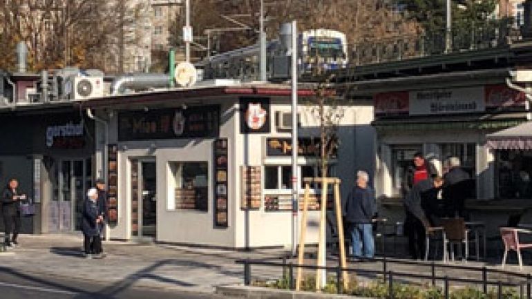 Marktstände am Gersthofer Markt