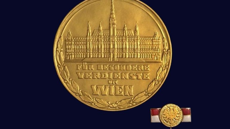 Ehrenmedaille der Bundeshauptstadt Wien in Gold