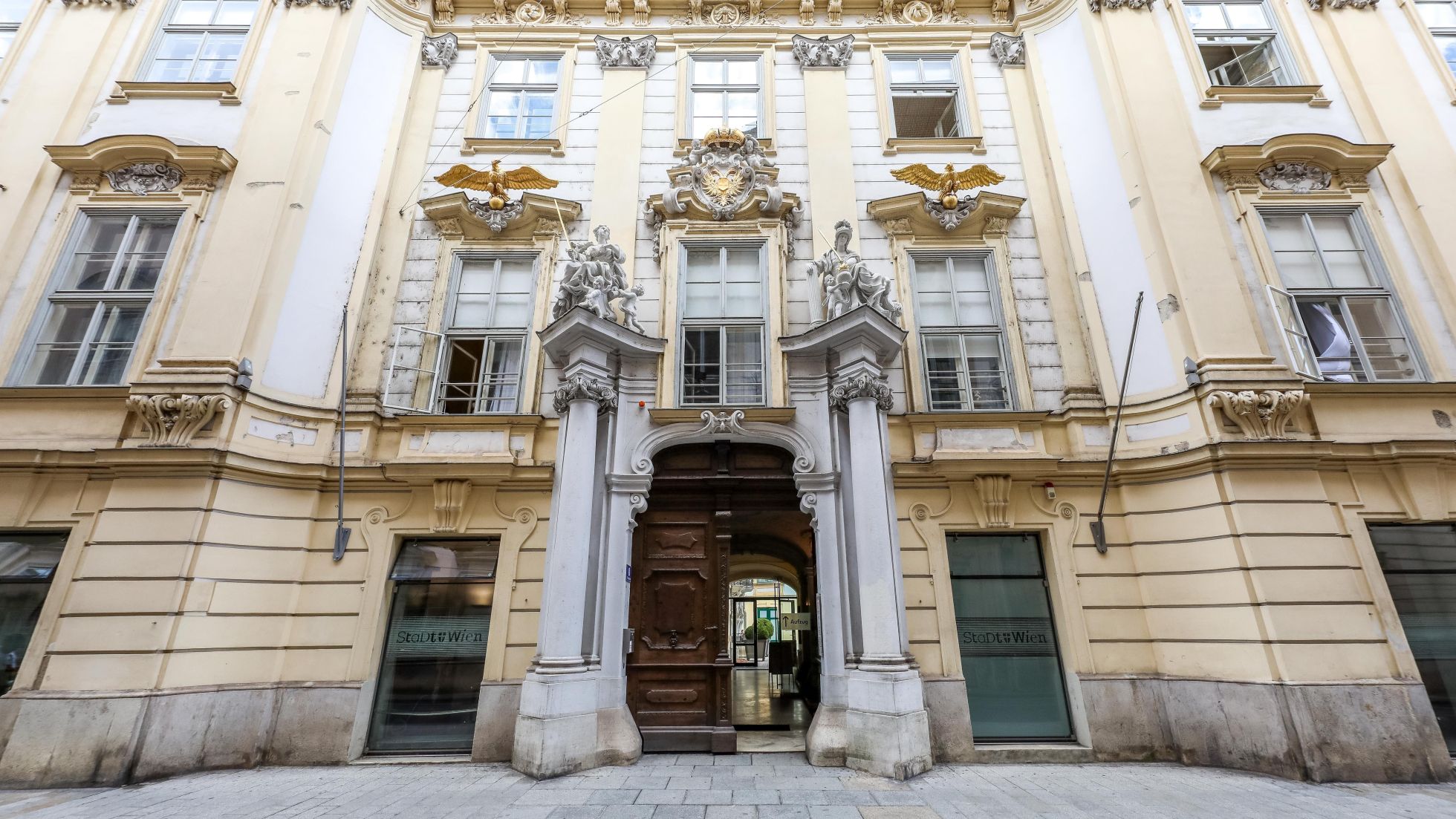 copyright: Stadt Wien/Christian Fürthner Außenansicht des Bezirksamts für den 1. und 8. Bezirk