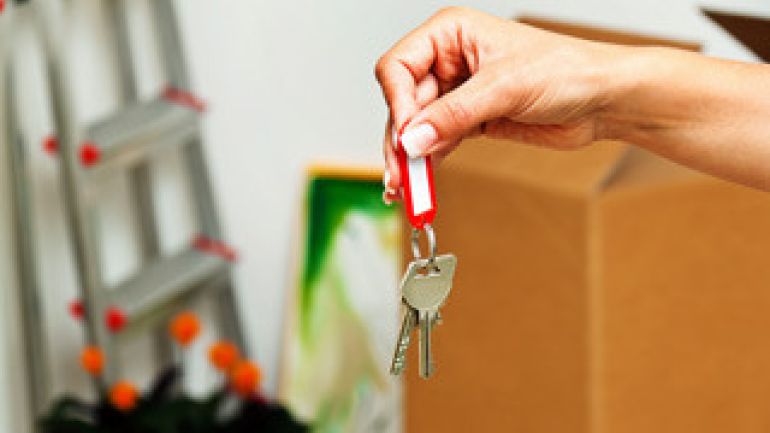 copyright: BilderBox.com Ein Schlüsselbund in einer Hand