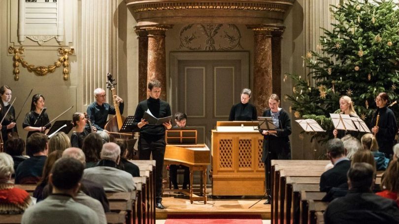 copyright: Markus Winzisch Barockensemble beim Musizieren in einer Kirche