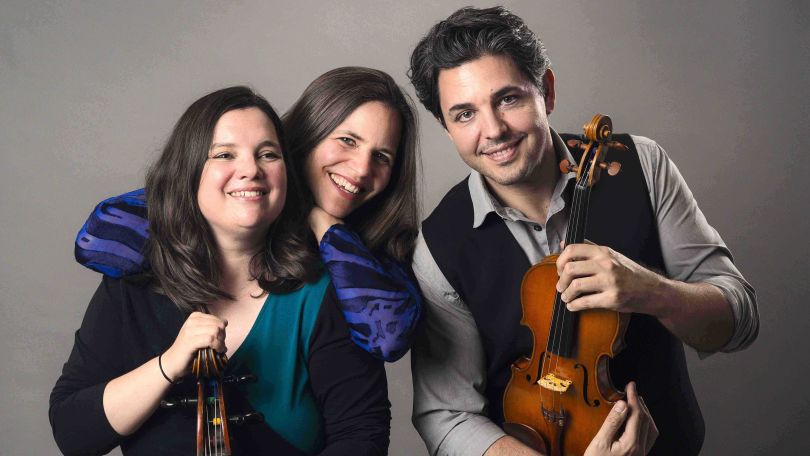 copyright: Amarilio Ramalho 3 Musiker*innen mit ihren Instrumenten