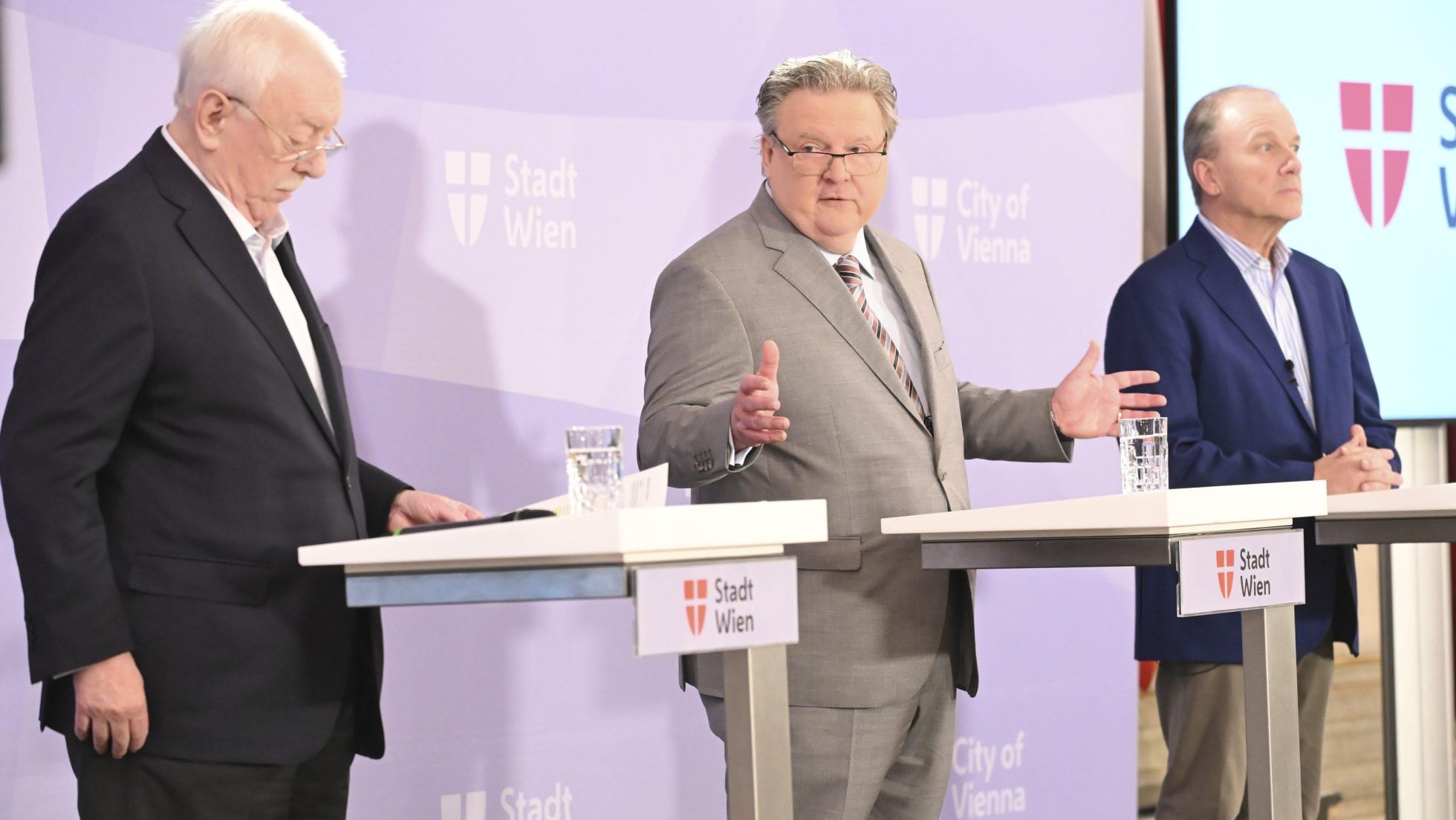 copyright: Stadt Wien / Christian Jobst Ludwig, Häupl und Ströck bei einer Pressekonferenz