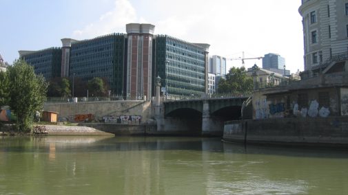Donaukanal, Brücke