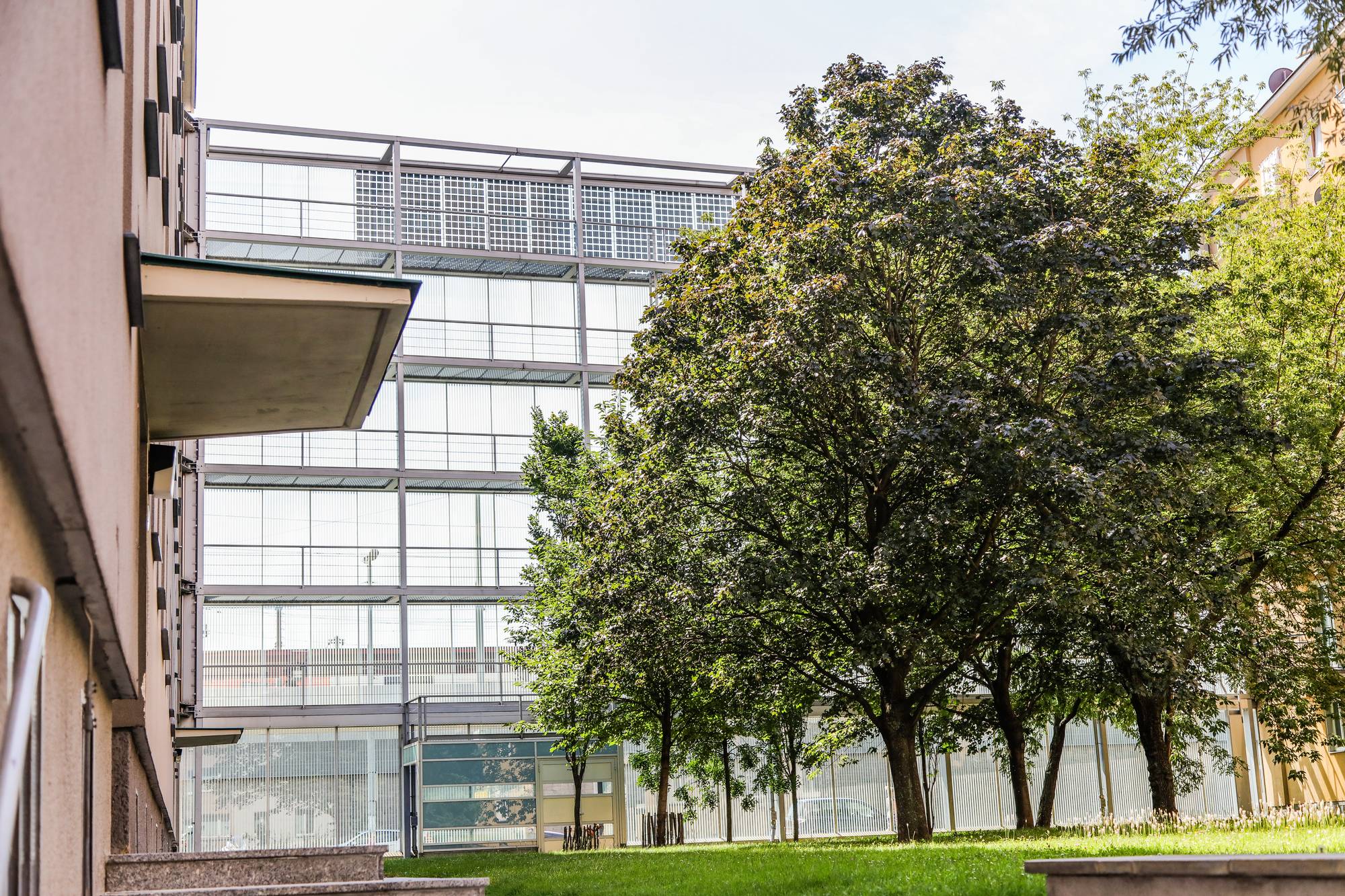 Photovoltaik-Lärmschutz Margaretengürtel - Bild 1