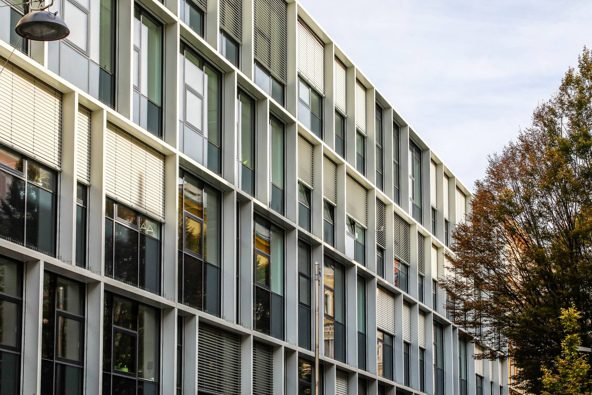 Berufsschule Embelgasse Bild 1