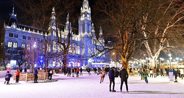 ice rink in front of the Vienna City Hall 