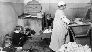 Laundry in old Vienna (early 20th century)