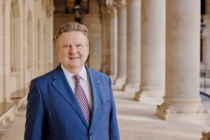 Portraitbild von Bürgermeister Michael Ludwig