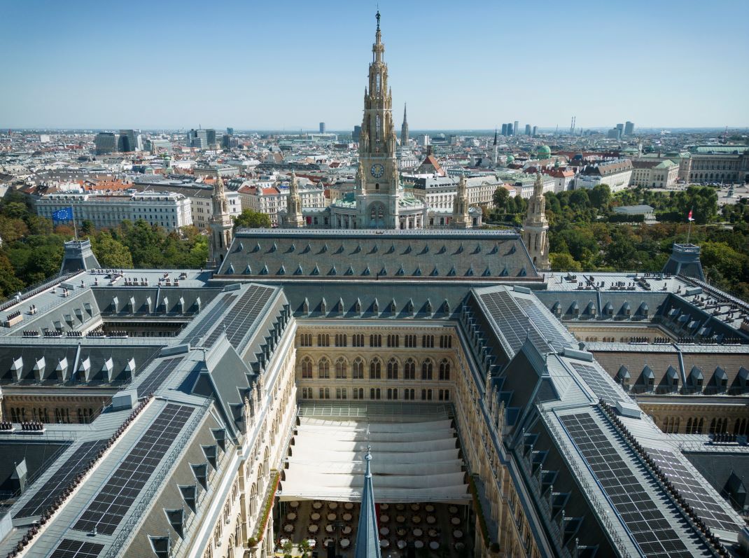 Bild der Photovoltaik-Anlage des Wiener Rathauses