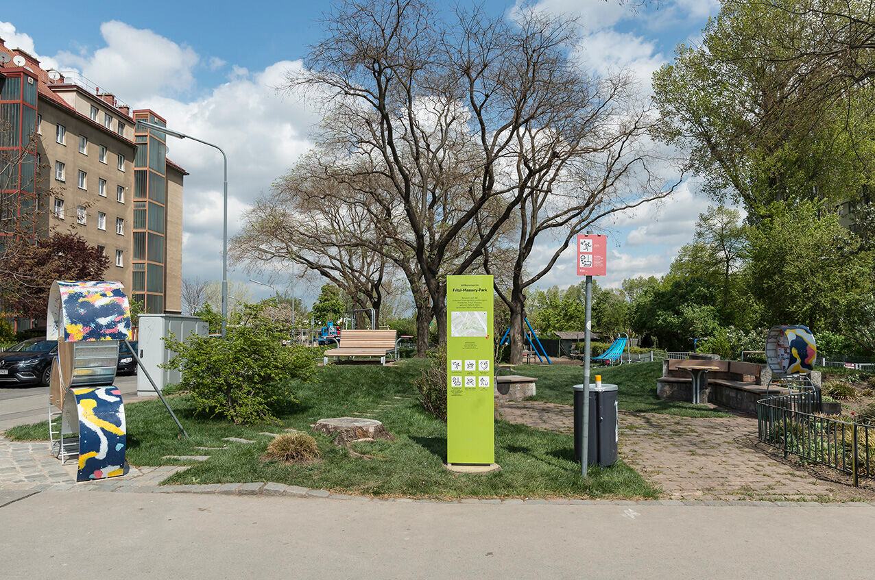 Abbildung: Der nachhaltig neu gestaltete Fritzi-Massary-Park  © Stefan Wiltschegg