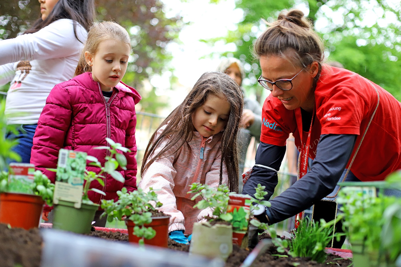 \\Client\D$\Fotos\2024\2024 Innerfavoriten Abschlussbericht 9 16\8.2 Grätzlmarie_Arthaberpark_58 (c) PID - Martin Votava.jpg