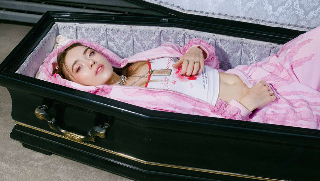 Foto der Künstler*in bzw. Künstler*innen