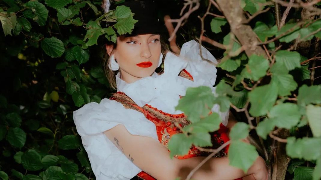 Photo of the artist or artists.