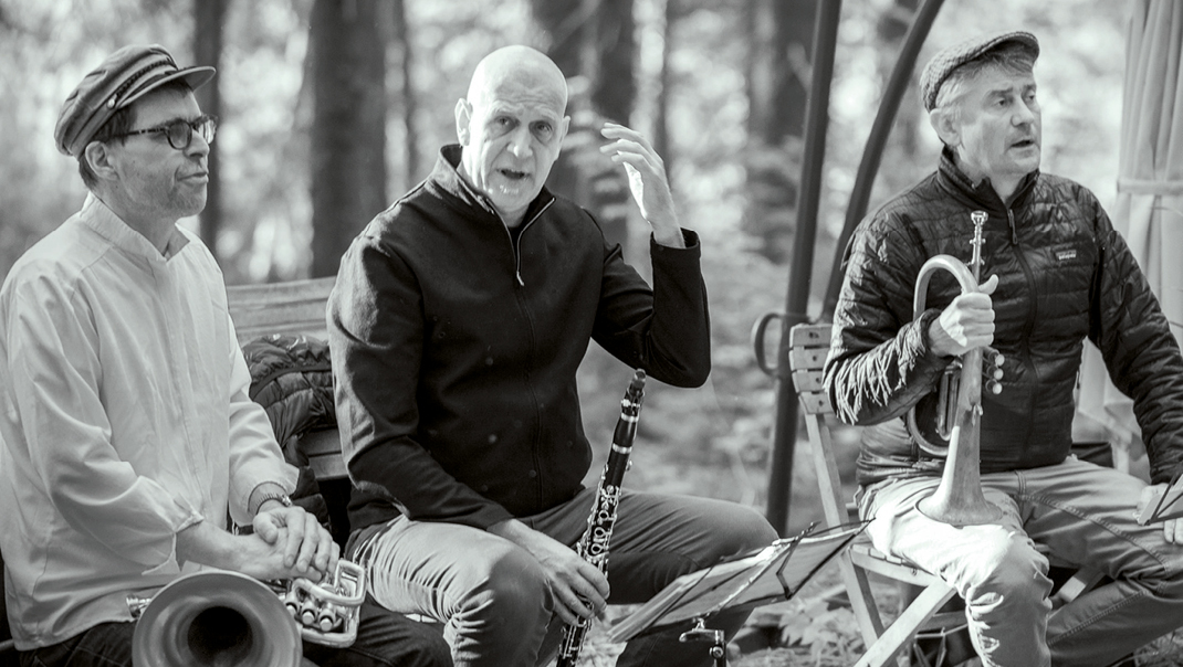 Photo of the artist or artists.