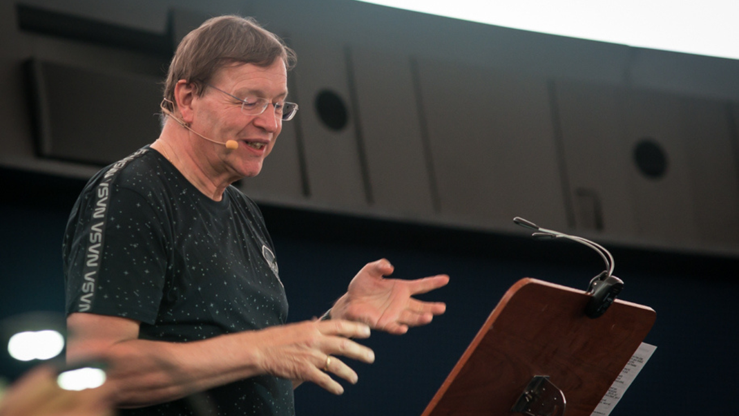 Photo of the artist or artists.