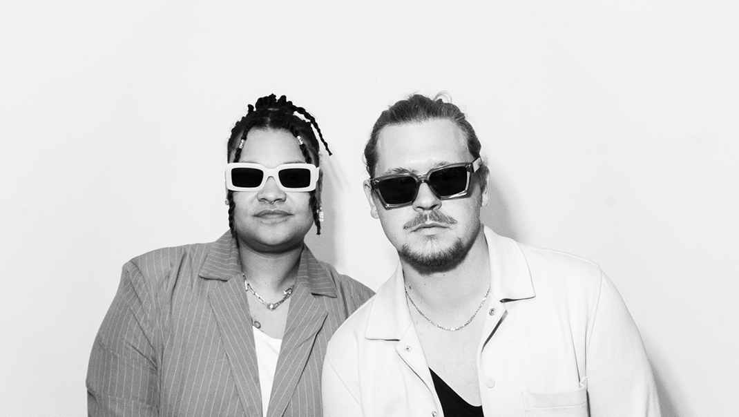 Foto der Künstler*in bzw. Künstler*innen