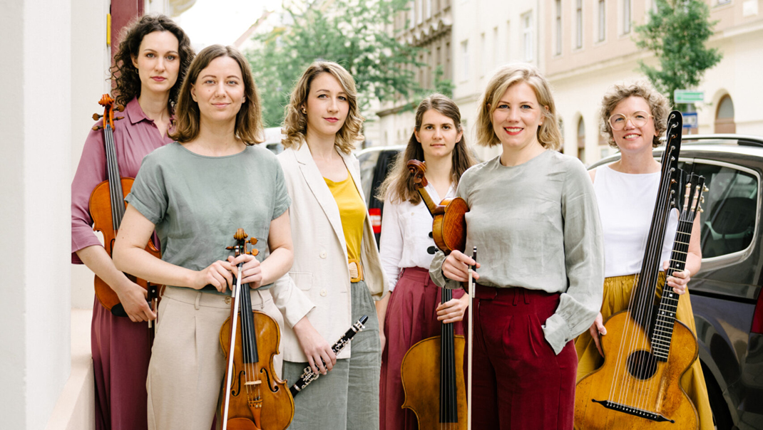 Foto der Künstler*in bzw. Künstler*innen