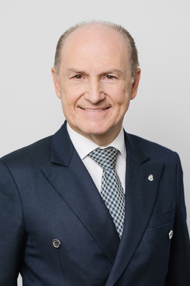 Porträtfoto von Richard Gauss, dem Abteilungsleiter der Strategischen Gesundheitsversorgung der Stadt Wien
