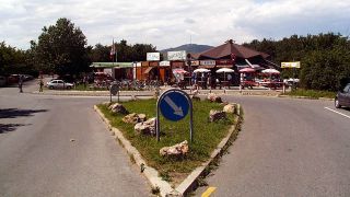 copyright: wienweb Verkehrsinsel und Raststätte beim Donaukanal