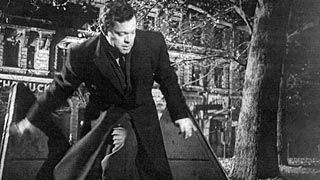 Filmausschnitt: Orson Welles flüchtet in den Kanal