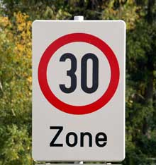 Verkehrszeichen "Tempo 30 Zone"