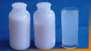 Darstellung der Feuchtsalz-Zusammensetzung aus Natriumclorid und Wasser