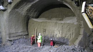 Tunnel-Baustelle
