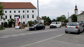 Kaiser-Ebersdorfer Strae Kreuzung Muhrhoferweg