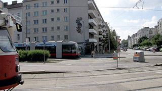 Kreuzungsbereich Vorgartenstrae - Friedrich-Engels-Platz