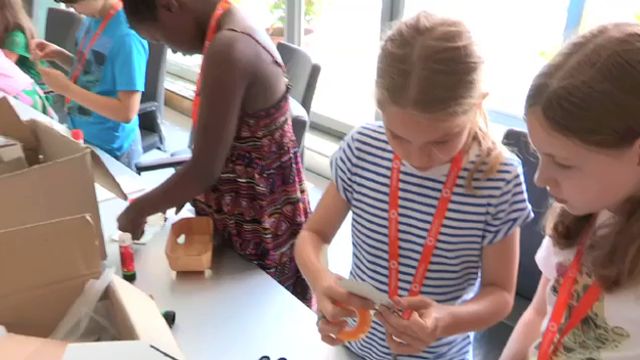 Ideenattacke: Kinder entdecken Wissenschaft