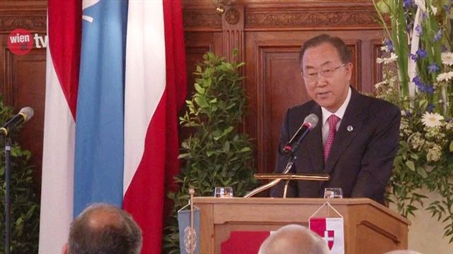 Goldenes Ehrenzeichen für Ban Ki-moon