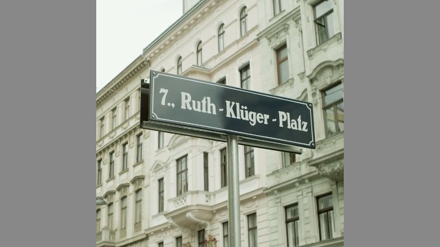 Der Ruth-Klüger-Platz ist eröffnet!