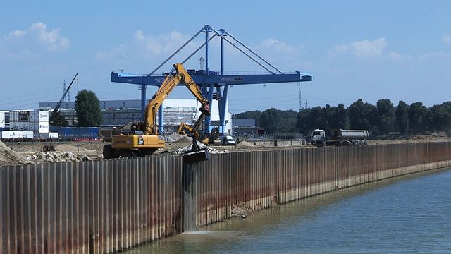 stadtUNbekannt: Hafen Freudenau